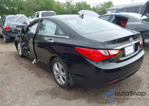 2011 Hyundai Sonata Limited z USA, uszkodzony, nr VIN 5NPEC4ACXBH118446
